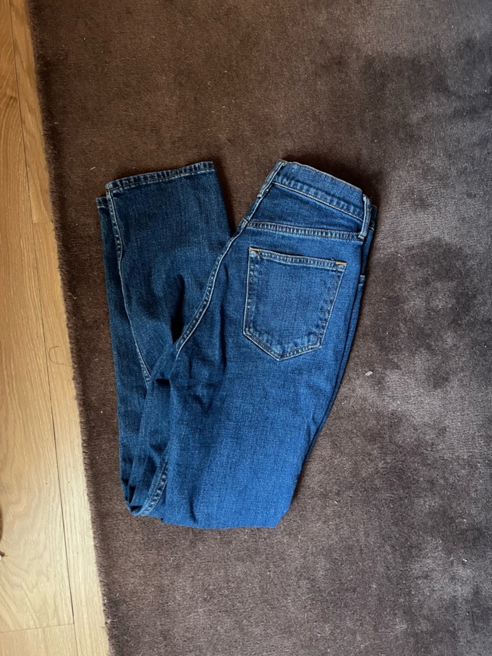 Abercrombie and Fitch ultra high-rise ankle straight Jean - Picture 4 of 4